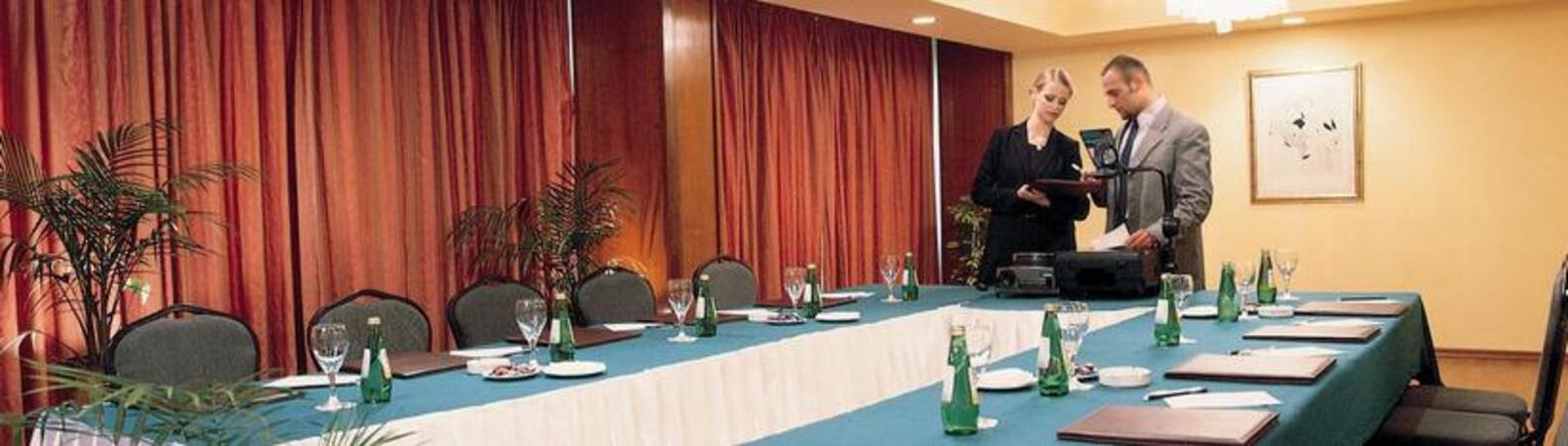 Image of NobleProg Training Place, City Cairo - Le Méridien Heliopolis